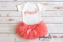 Load image into Gallery viewer, Princess with Crown SVG Cut File