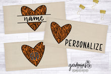 Load image into Gallery viewer, Tiger Monogram Heart Set Designs