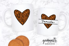 Load image into Gallery viewer, Tiger Monogram Heart Set Designs